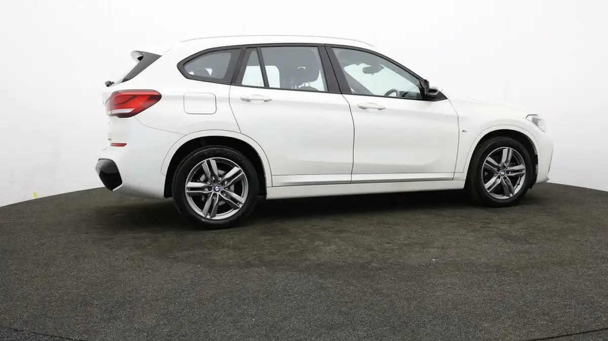 2020-bmw-x1-15-xdrive-25e-phev-m-sport-big-28