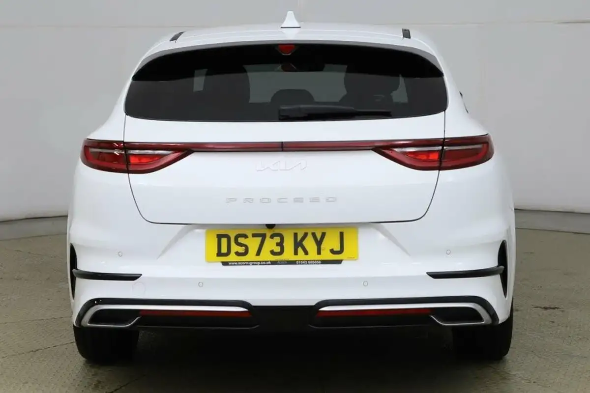2024-kia-pro-ceed-15-t-gdi-gt-line-158bhp-big-2
