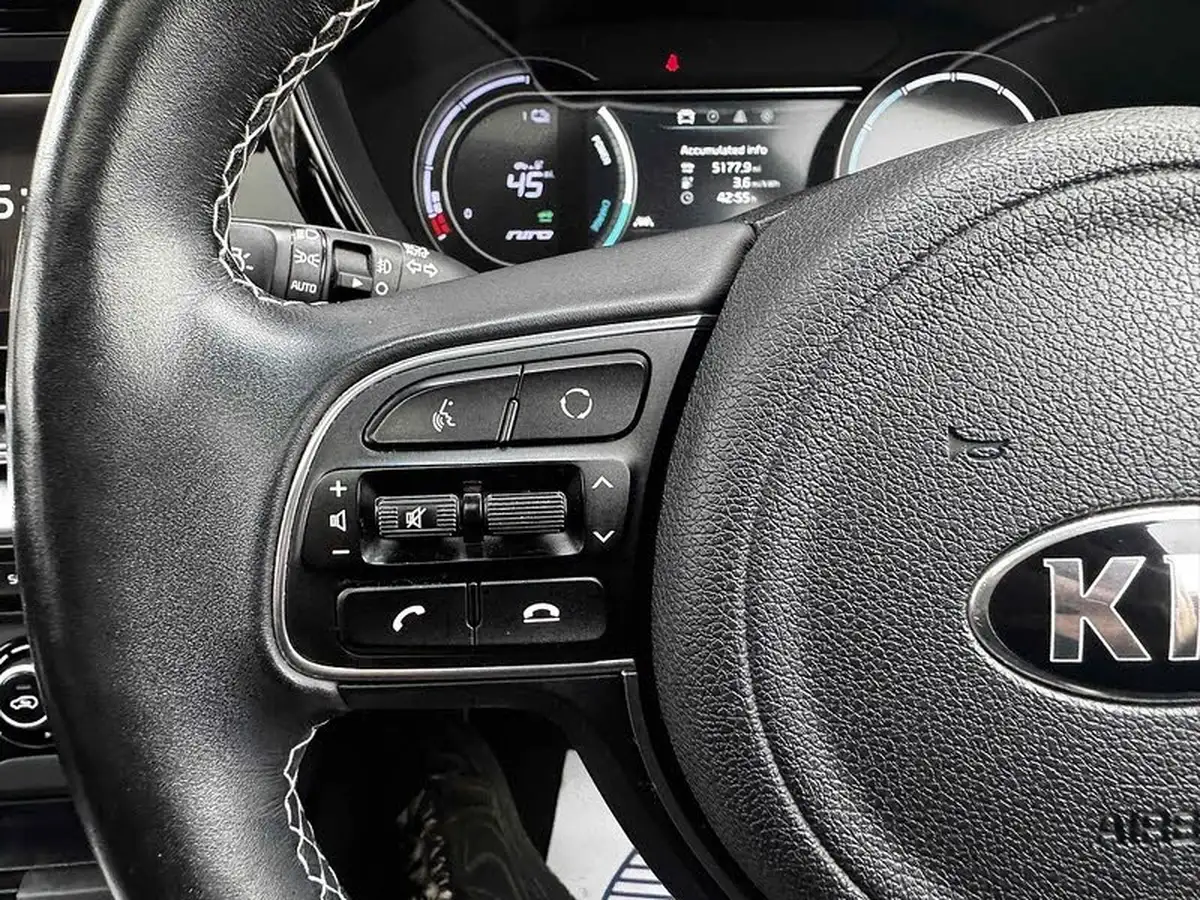 2021-kia-e-niro-ev-4-big-28