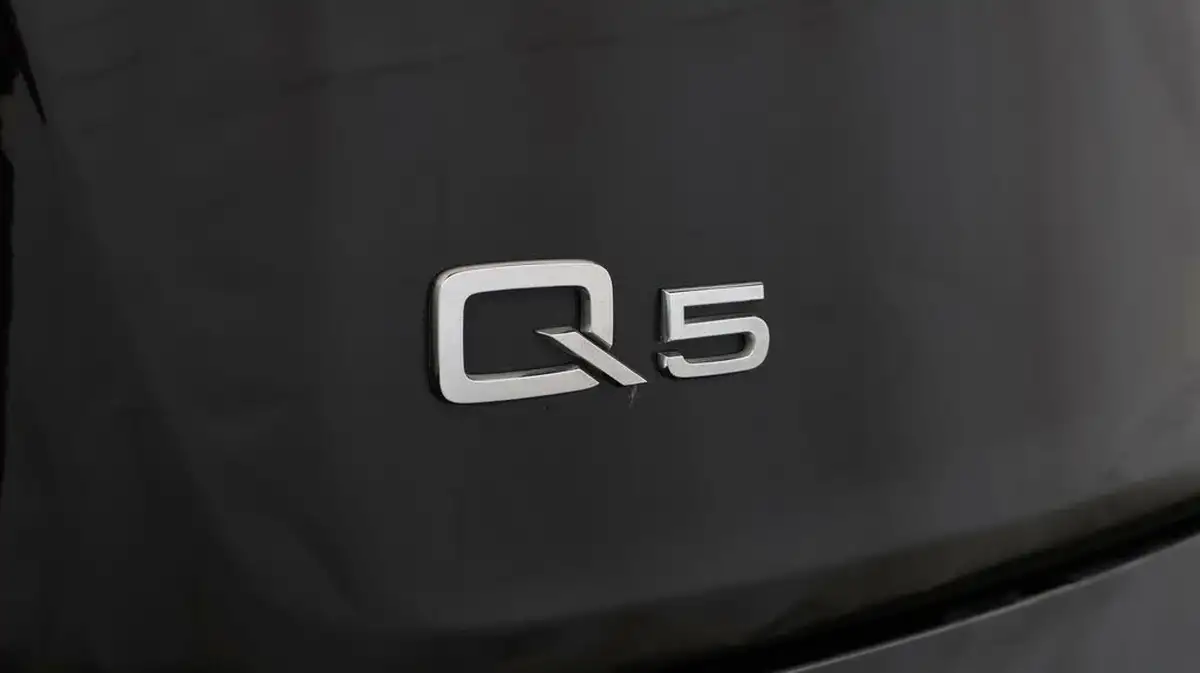 2020-audi-q5-20-50-tfsi-e-s-line-big-21