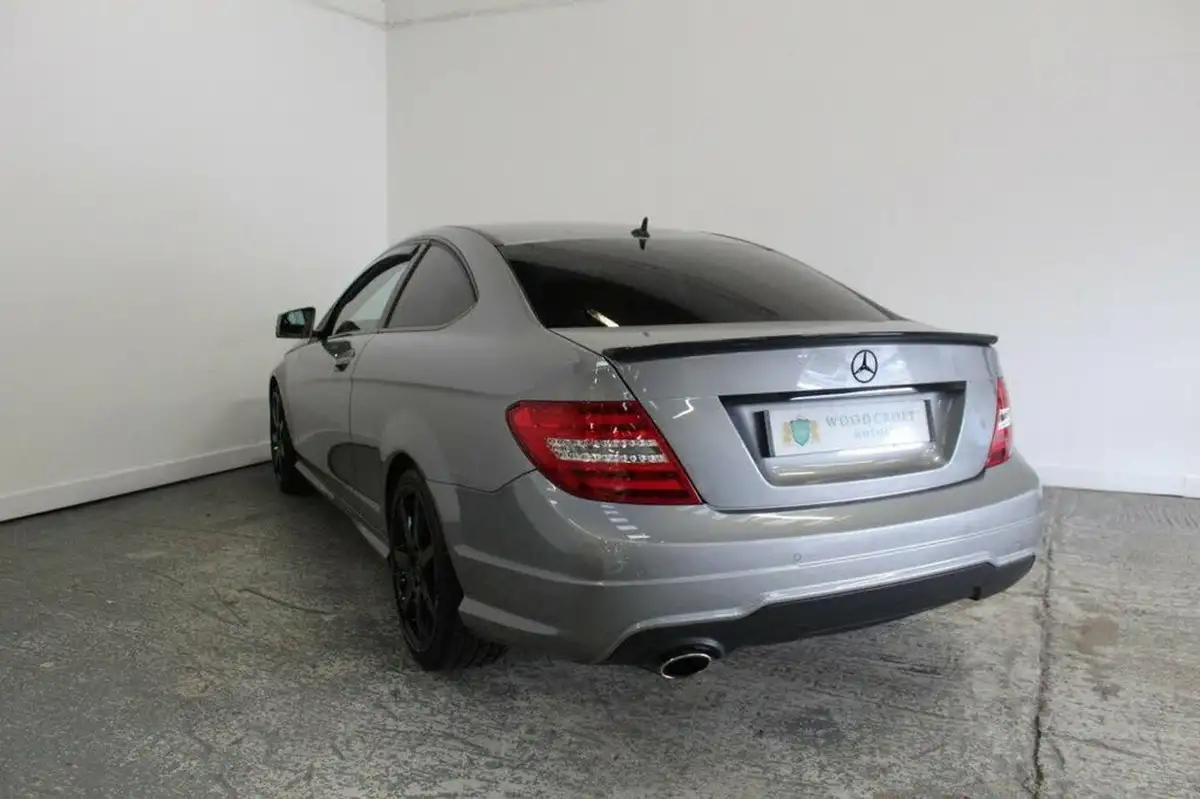 2012-mercedes-benz-c-class-21td-c220-cdi-amg-sport-168bhp-cdi-coupe-2d-7g-tronic-plus-big-4