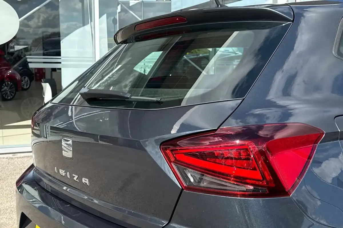 2020-seat-ibiza-10-tsi-se-technology-big-30
