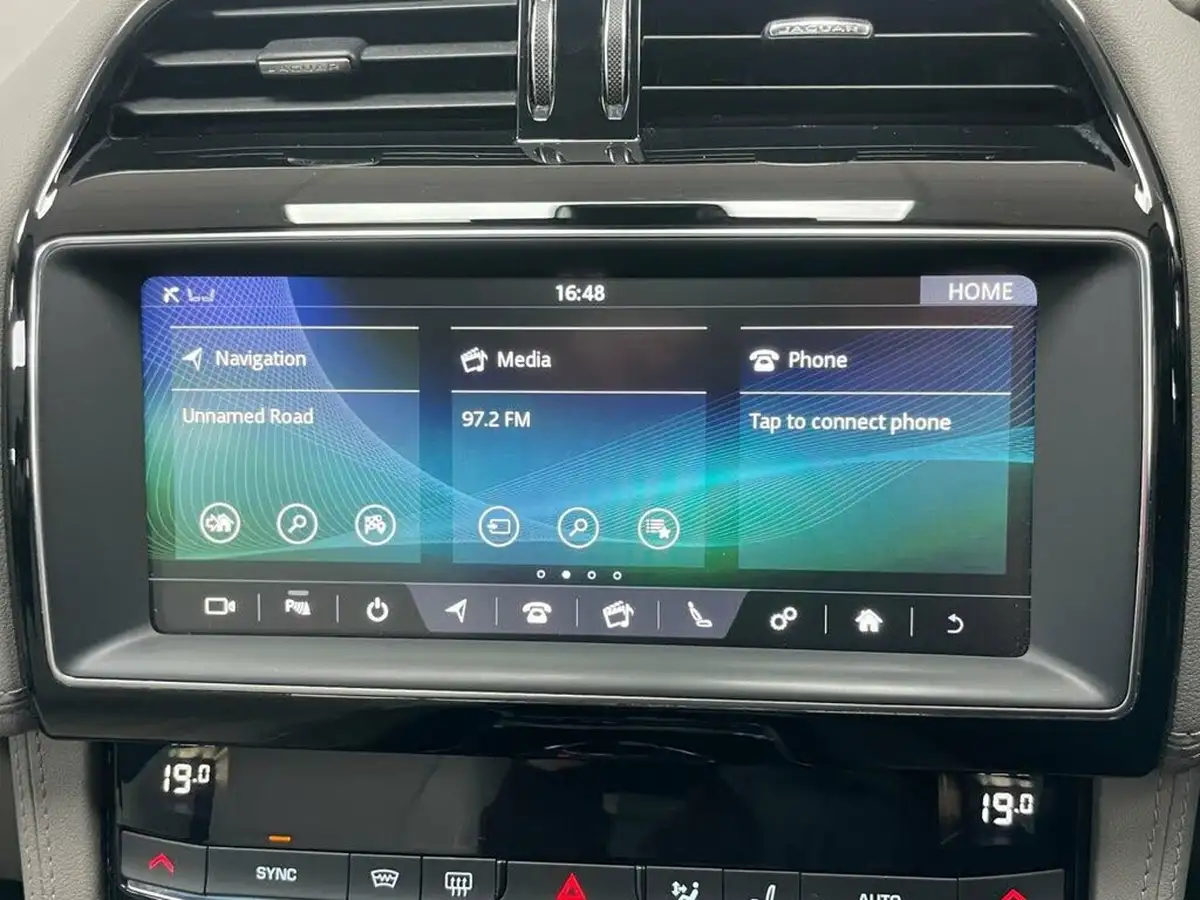 2020-jaguar-f-pace-20-i4d-portfolio-180ps-awd-auto-big-37
