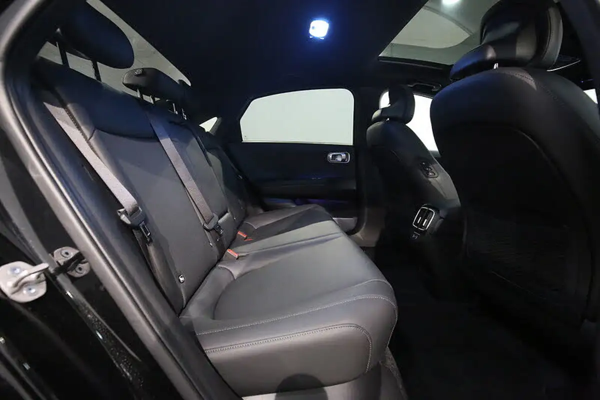 2024-hyundai-ioniq-6-e-ultimate-228ps-single-motor-rwd-big-23