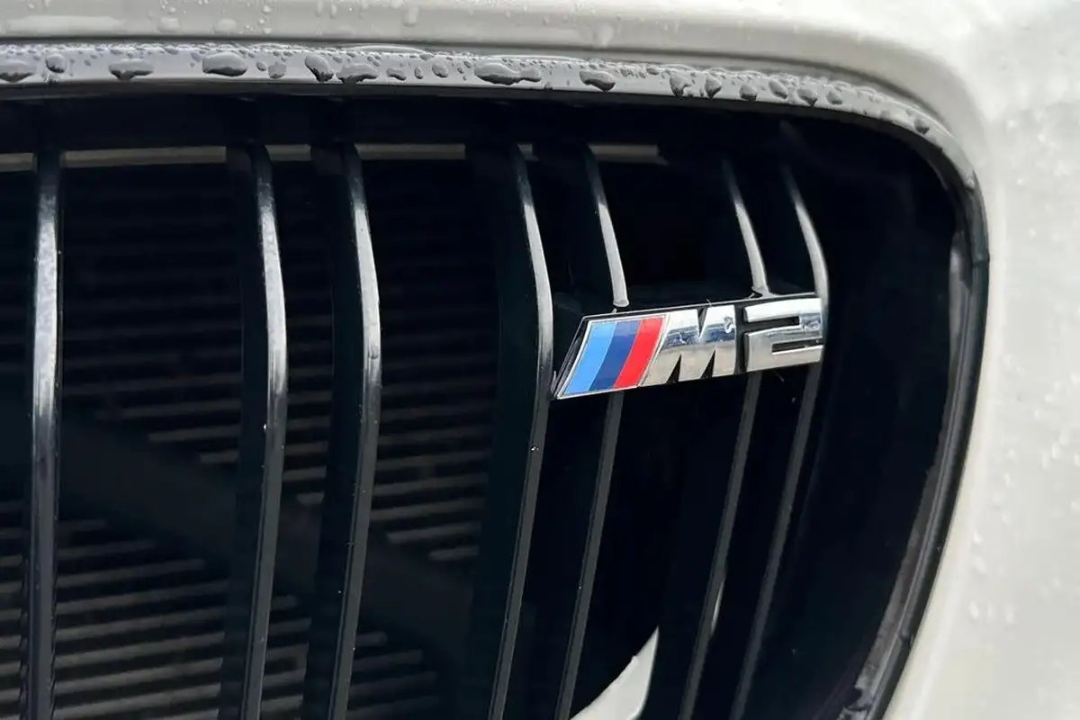 2017-bmw-2-series-30-m2-big-29