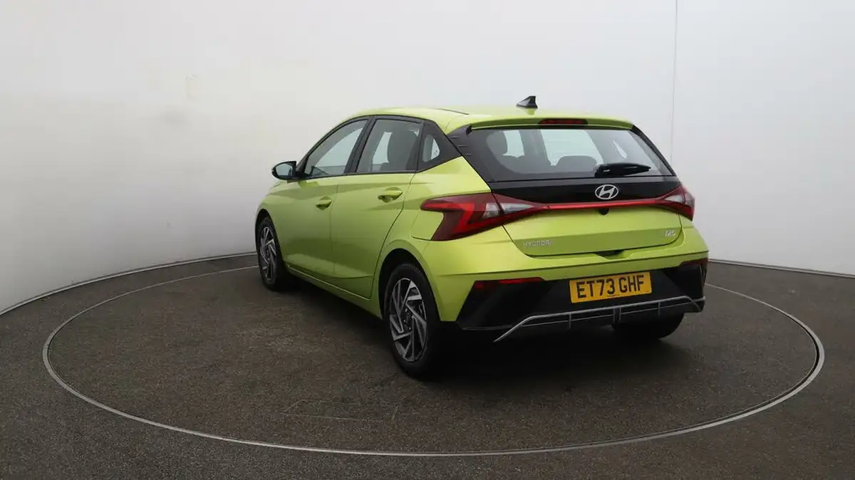 2024-hyundai-i20-10-t-gdi-advance-big-53