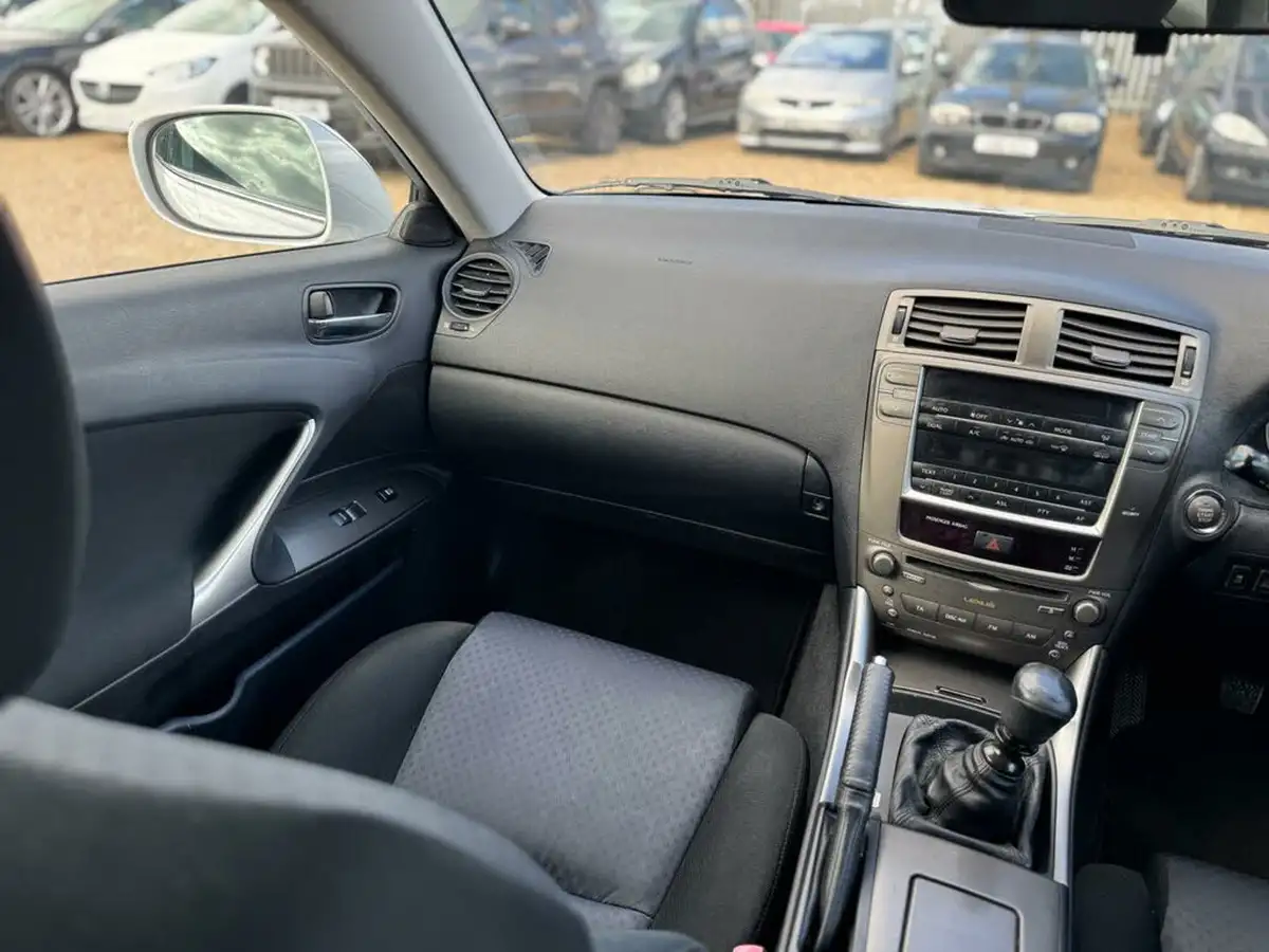 2008-lexus-is-250-25-big-30