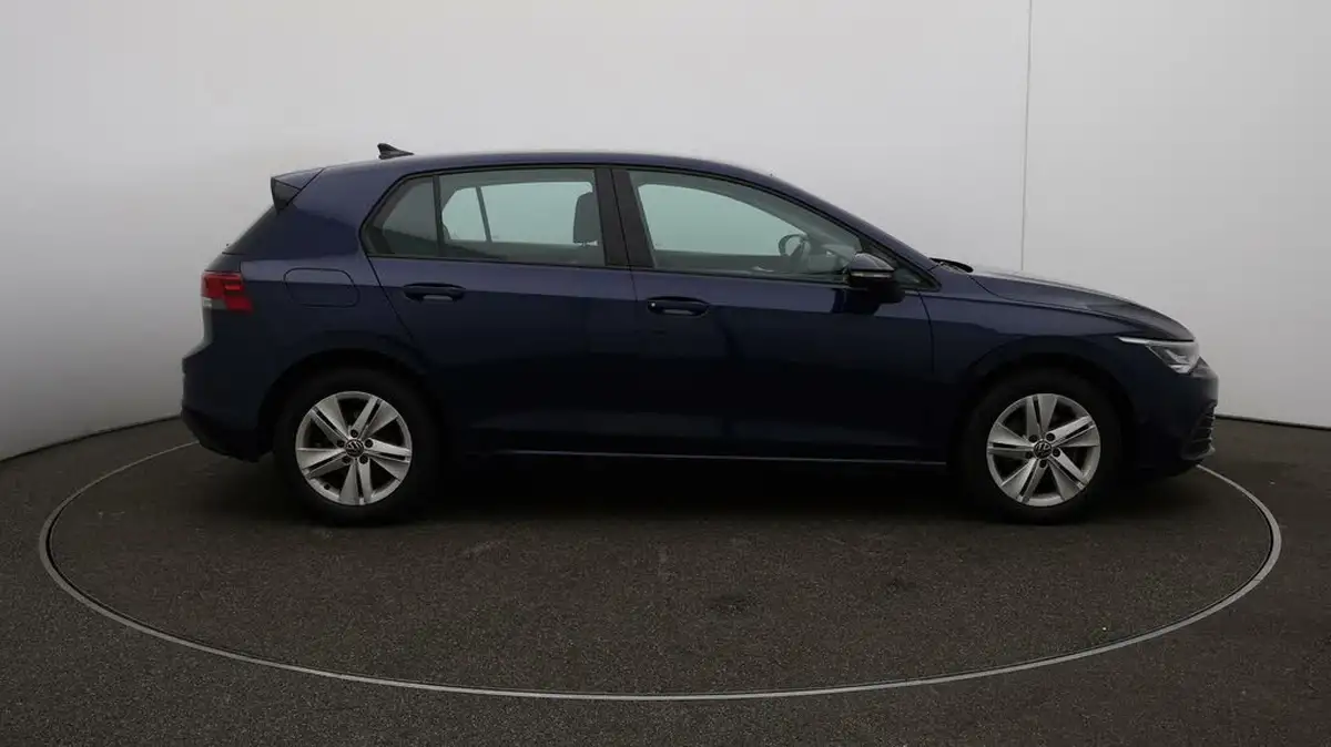 2022-volkswagen-golf-15-tsi-life-150ps-hatchback-big-42