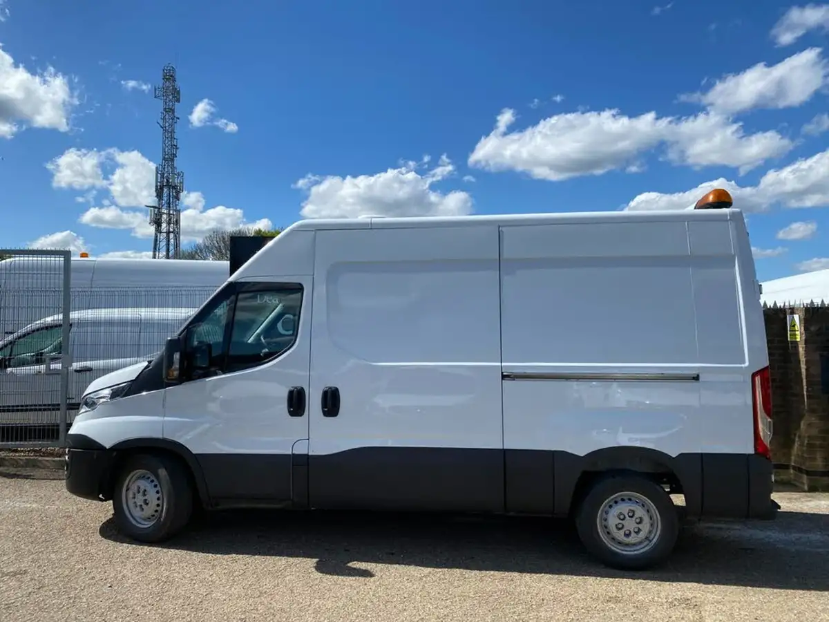 2018-iveco-daily-s-class-23td-35s12v-3520-h1-business-big-51