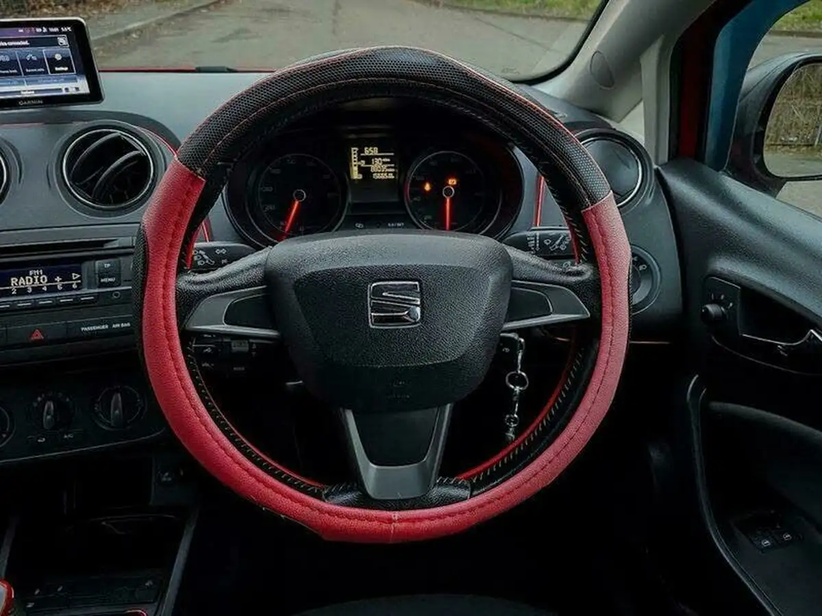 2014-seat-ibiza-14-toca-16v-85ps-sportcoupe-3d-big-35