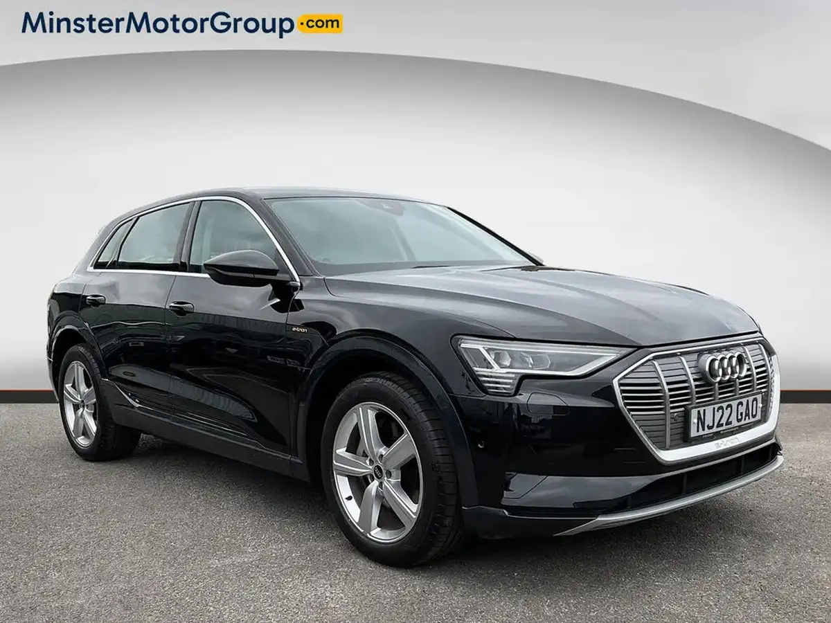 2022-audi-e-tron-55e-technik-station-wagon-big-0