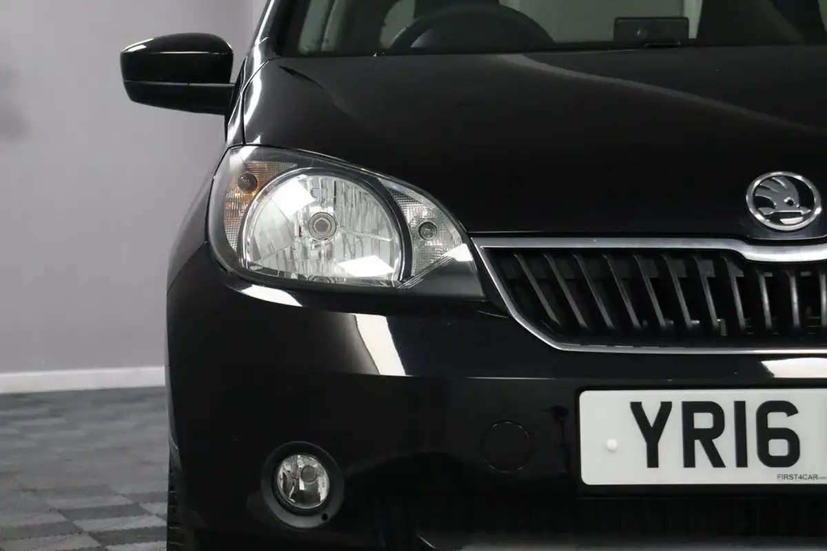 2016-skoda-citigo-10-mpi-colour-edition-5d-big-20