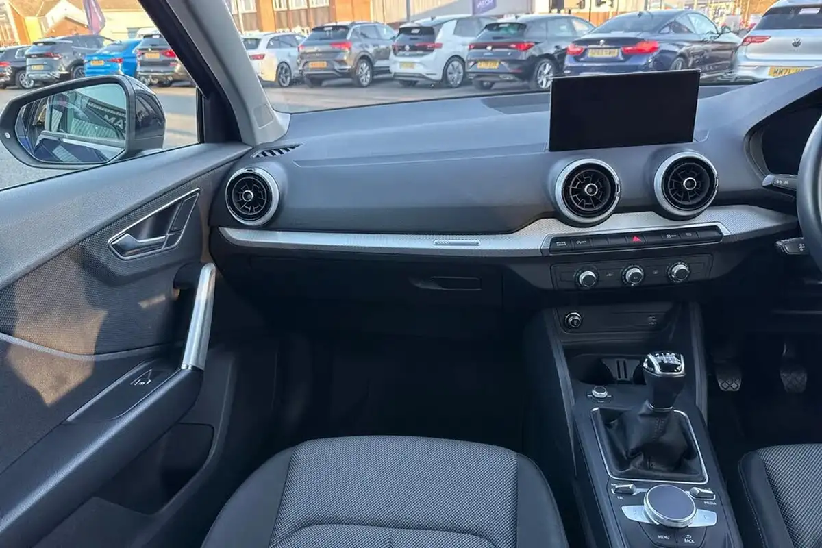 2022-audi-q2-15-35-tfsi-sport-big-19
