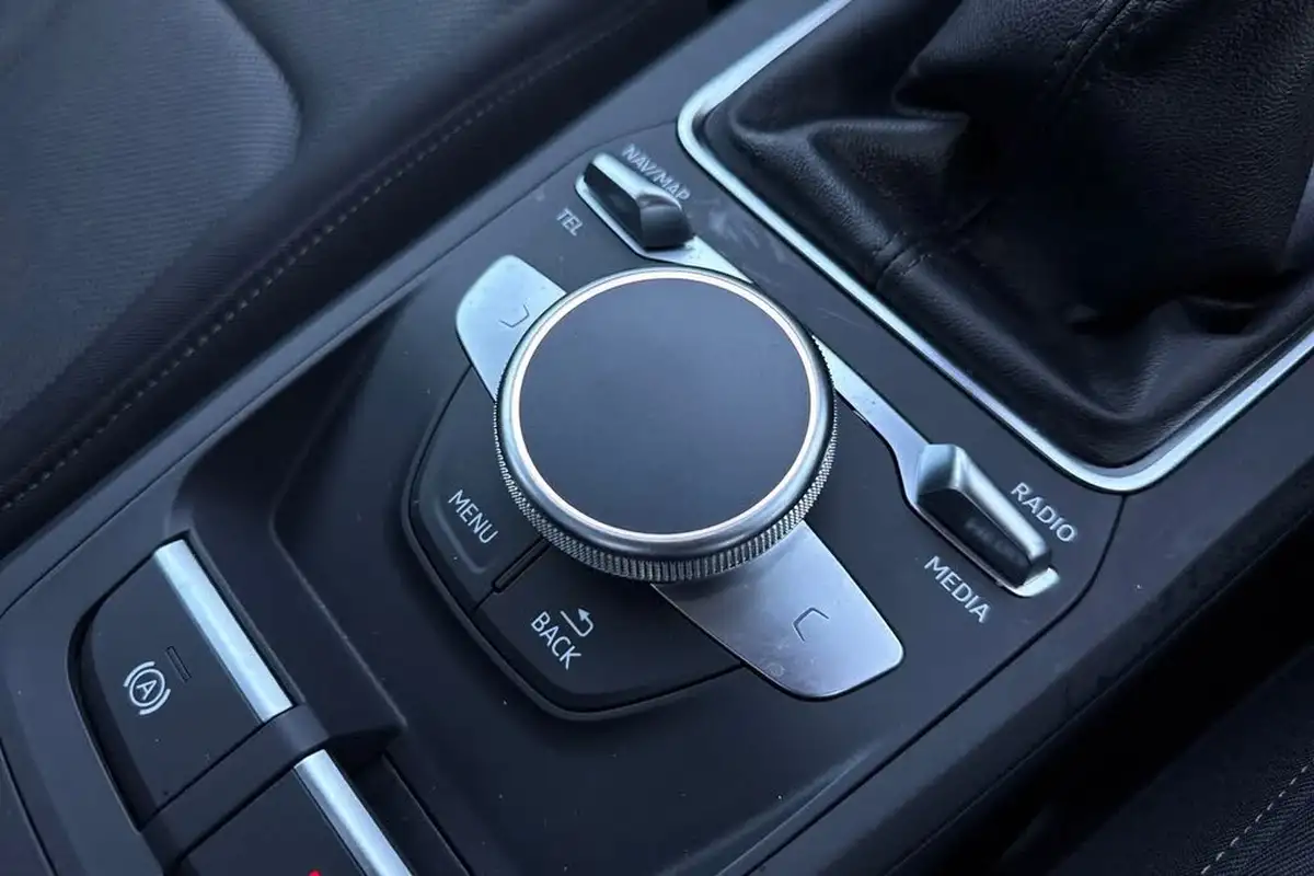 2022-audi-q2-15-35-tfsi-sport-big-47