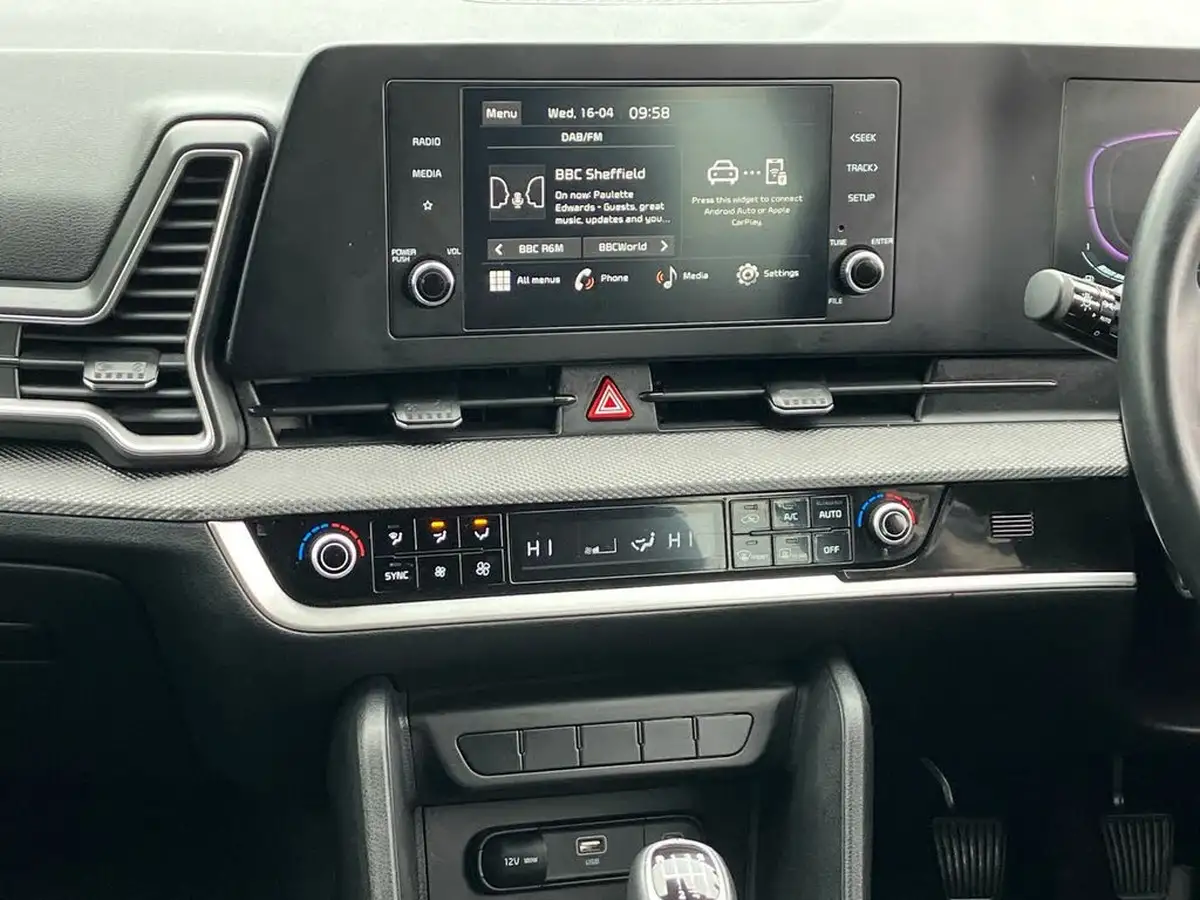 2023-kia-sportage-16-t-gdi-2-148bhp-big-43