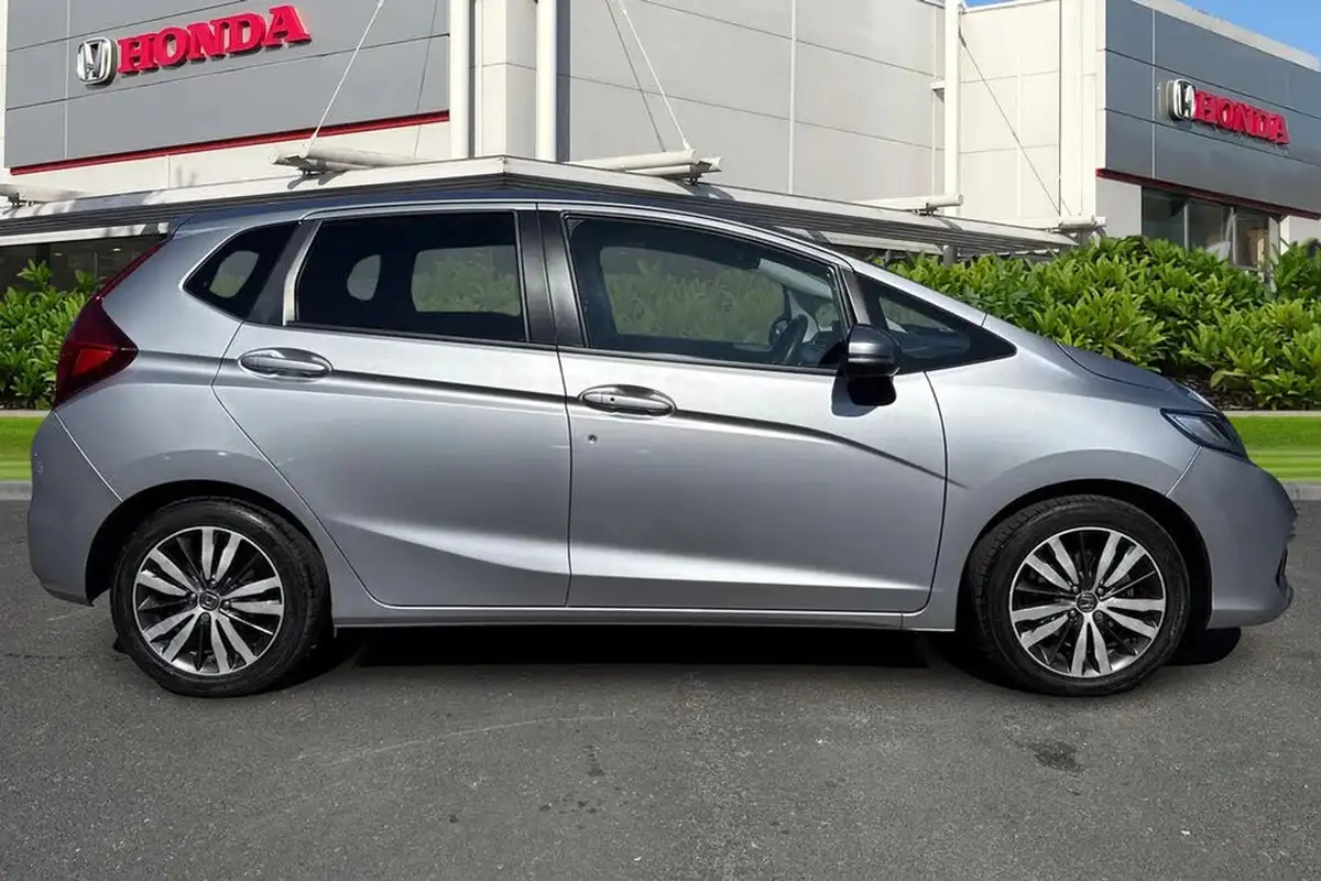 2019-honda-jazz-13-i-vtec-ex-cvt-big-2