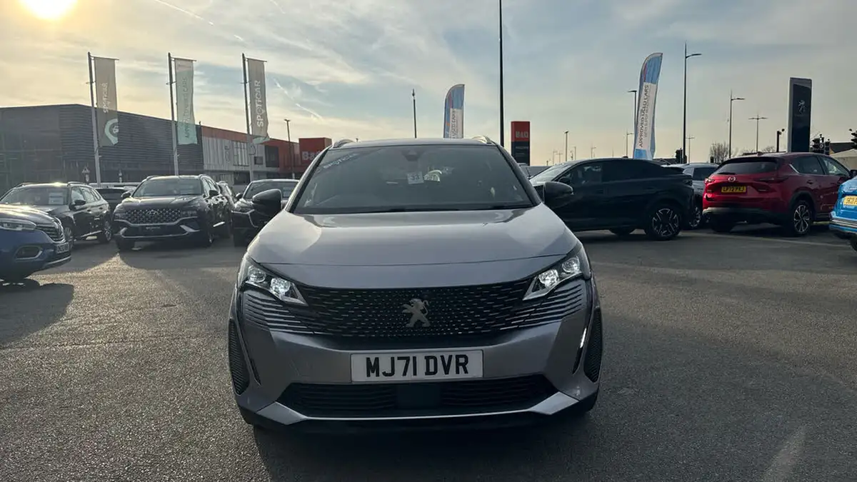 2021-peugeot-3008-suv-12-puretech-gt-premium-big-7