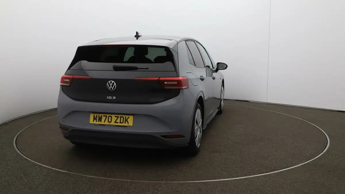 2020-volkswagen-id3-e-style-big-49