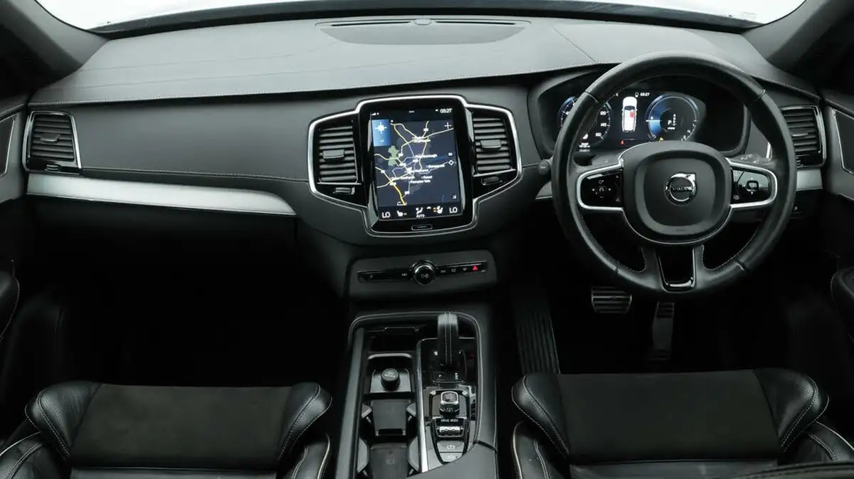 2021-volvo-xc90-20-t8-r-design-390bhp-big-13
