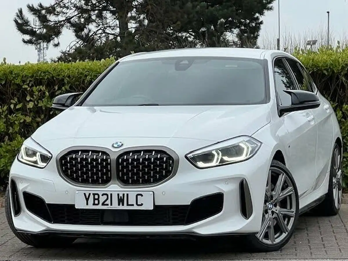 2021-bmw-1-series-20-m135i-xdrive-big-1
