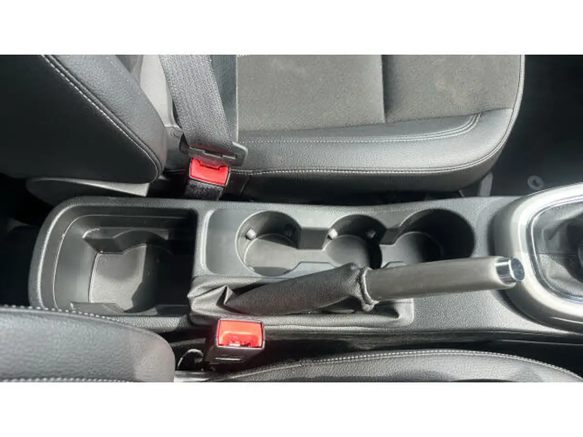 2013-vauxhall-astra-16-limited-edition-big-45