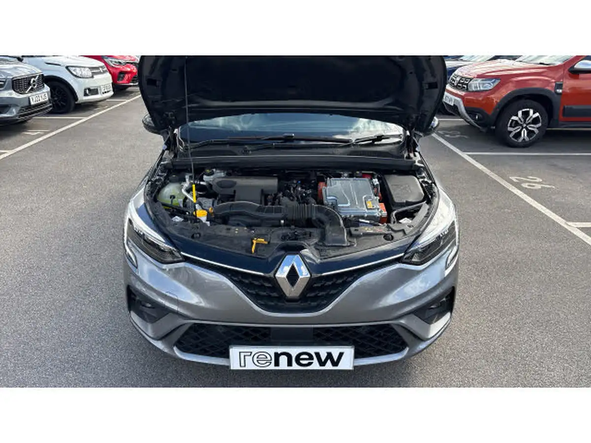 2022-renault-clio-16-rs-line-140ps-rs-line-e-tech-hybrid-big-7