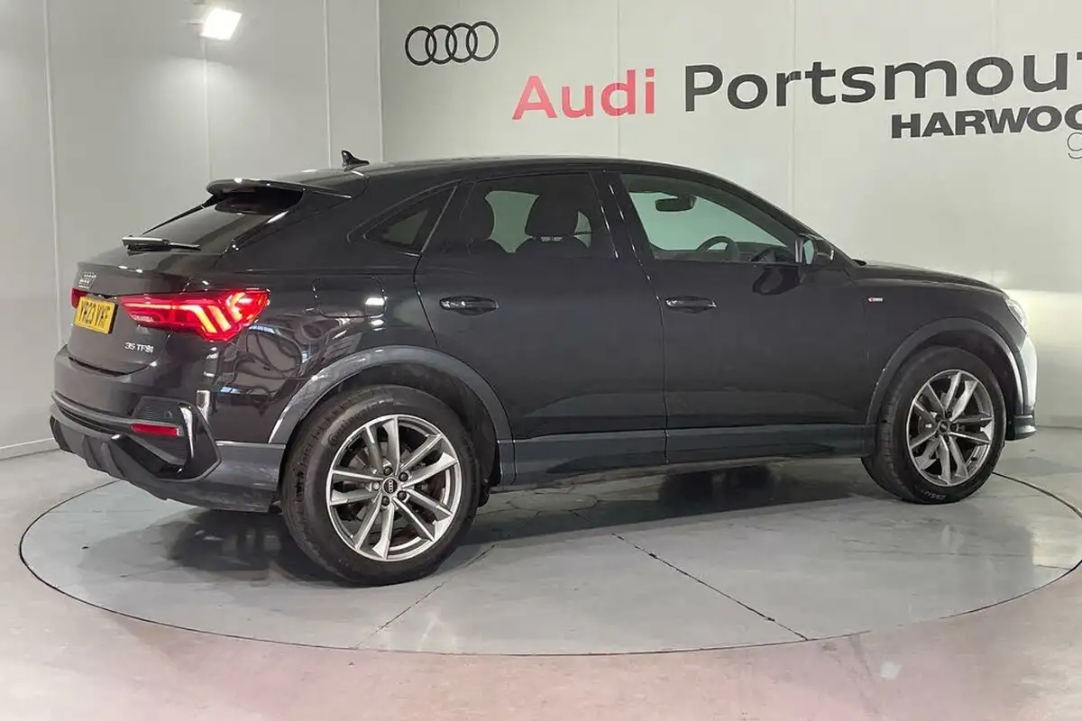 2023-audi-q3-15-35-tfsi-black-edition-cod-sportback-s-tronic-big-9
