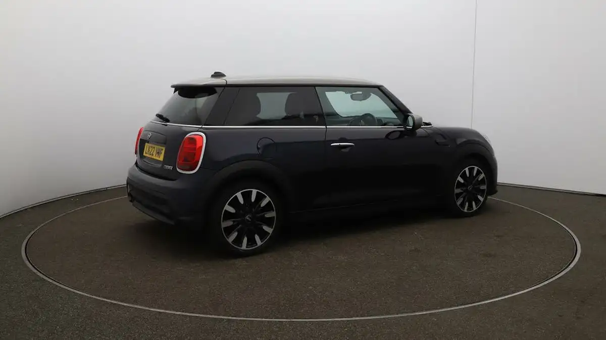 2022-mini-cooper-15-cooper-exclusive-hatchback-3d-big-43