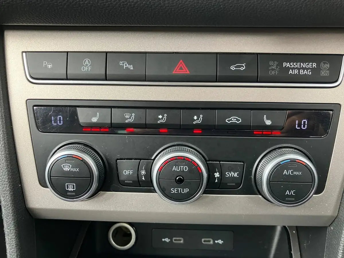 2021-seat-ateca-15-tsi-evo-xperience-lux-dsg-big-11