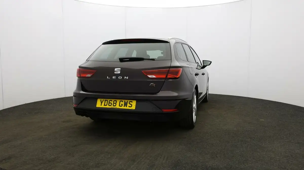 2019-seat-leon-20-tsi-fr-estate-big-54