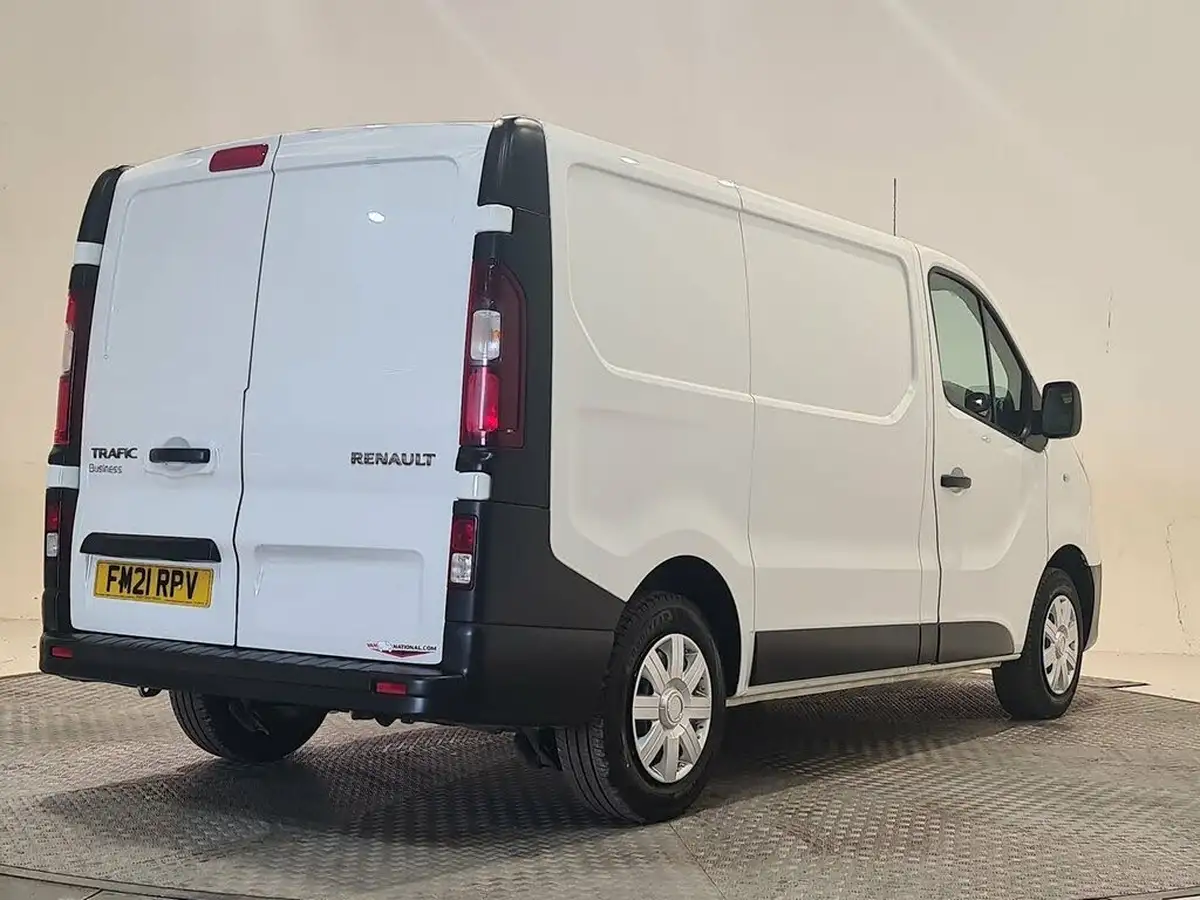2021-renault-trafic-20dci-sl28-energy-120-business-big-12