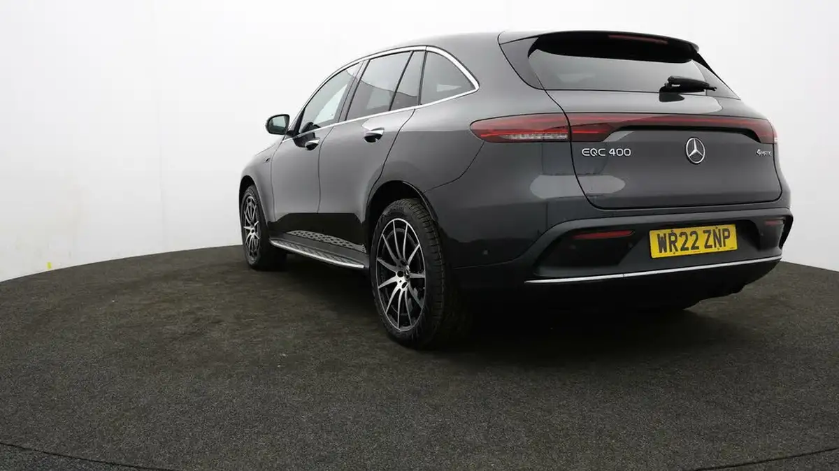 2022-mercedes-benz-eqc-e-eqc-400-amg-line-big-71