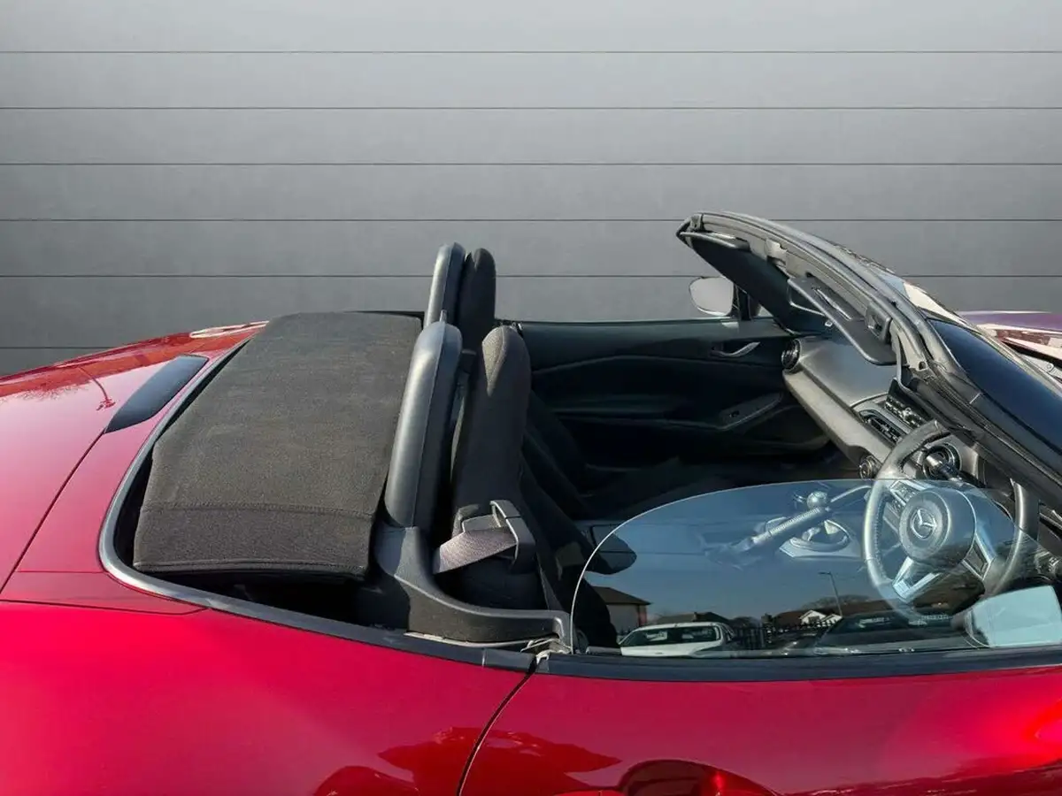 2018-mazda-mx-5-15-se-big-22