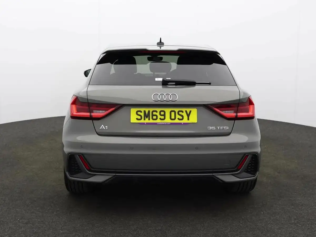 2020-audi-a1-15-35-tfsi-s-line-tronic-big-2