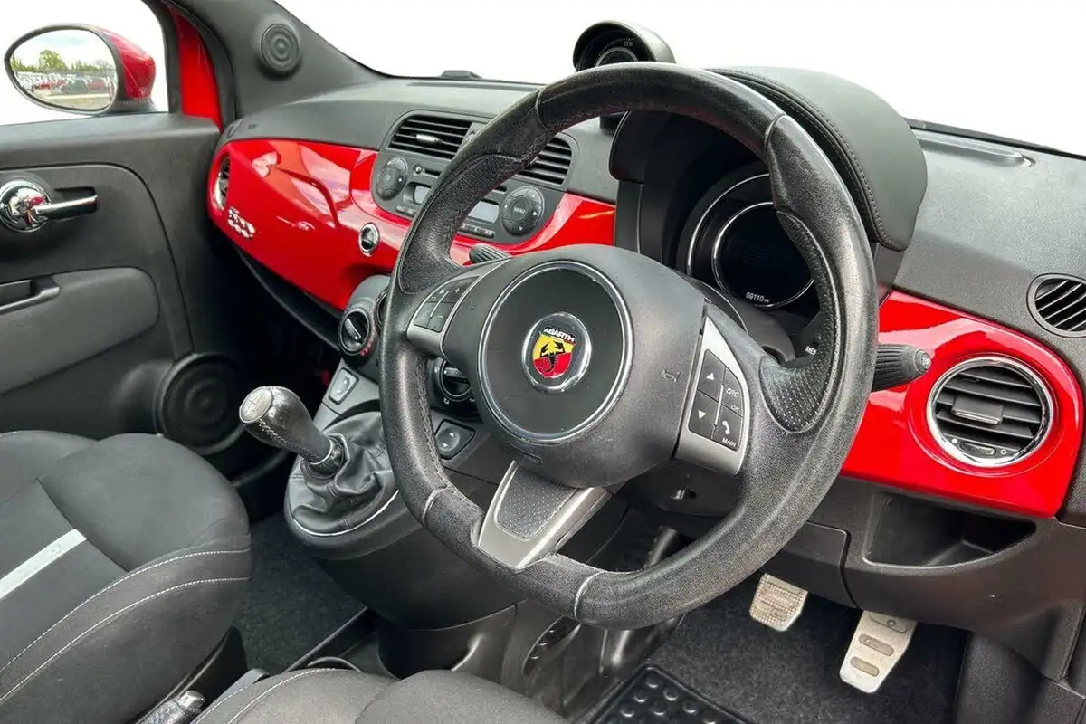 2016-abarth-500-14-tjet-595-big-5