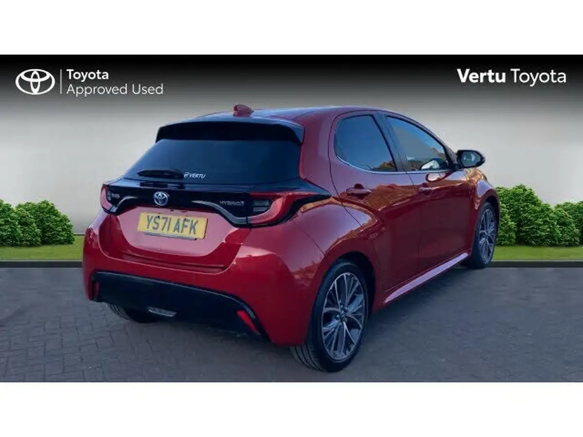 2021-toyota-yaris-15-vvt-i-excel-big-1