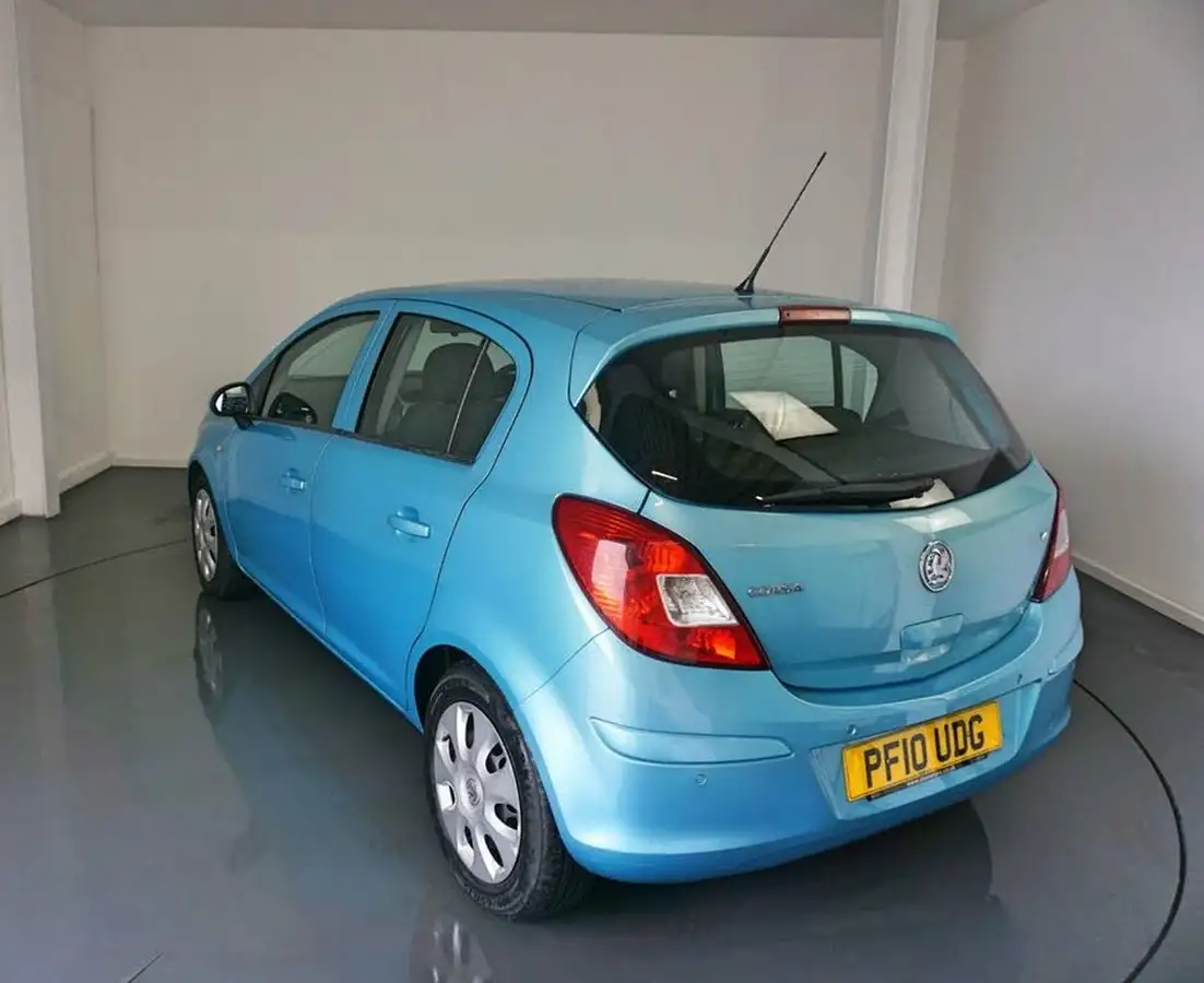 2010-vauxhall-corsa-14-exclusiv-100ps-5d-auto-big-5
