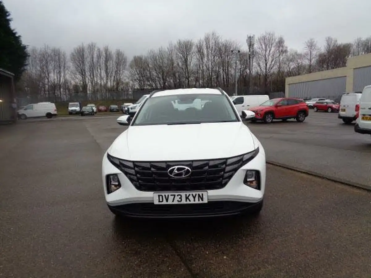 2023-hyundai-tucson-16-t-gdi-se-connect-230ps-hybrid-auto-big-7