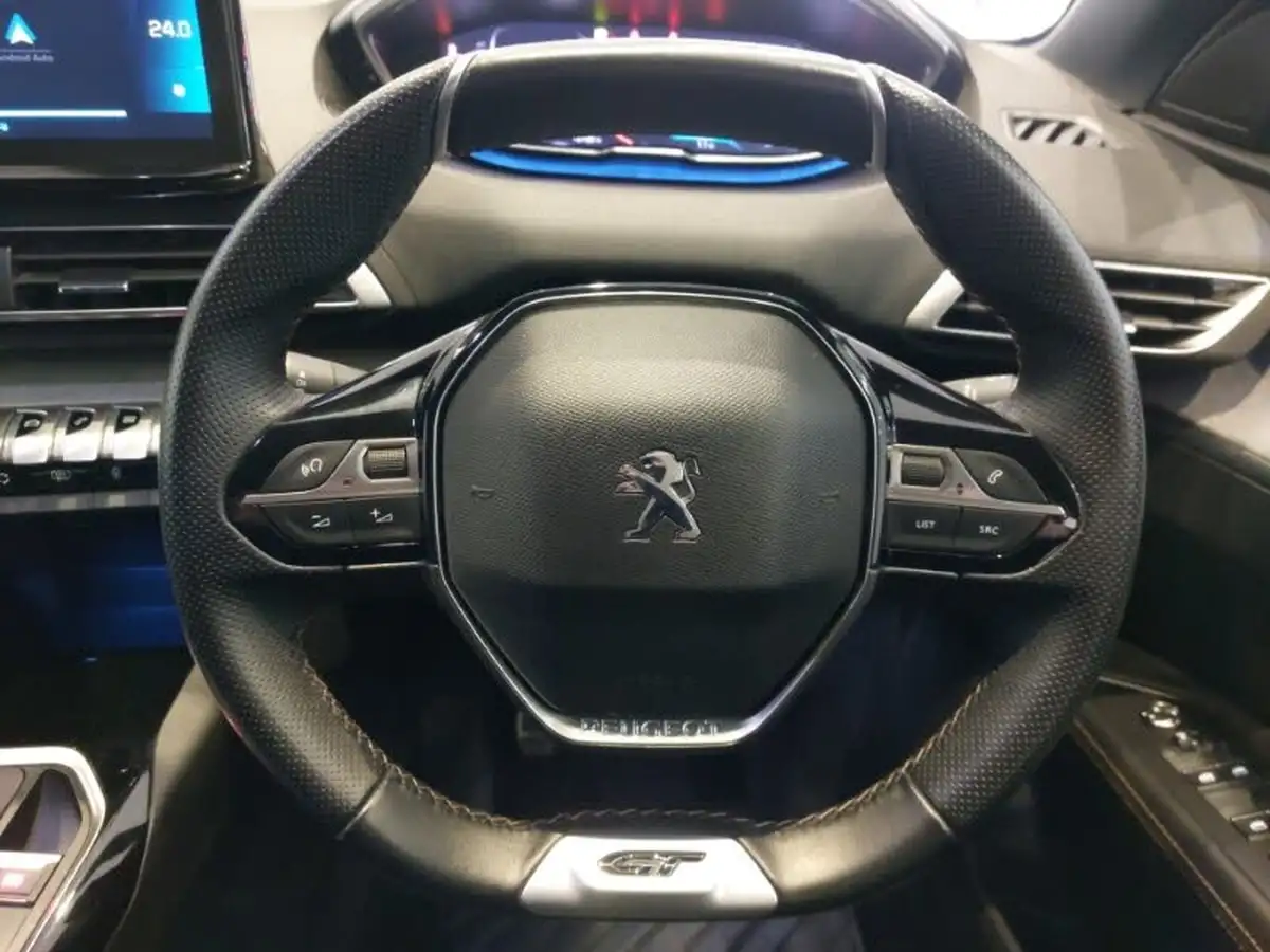 2021-peugeot-3008-suv-12-puretech-gt-big-11