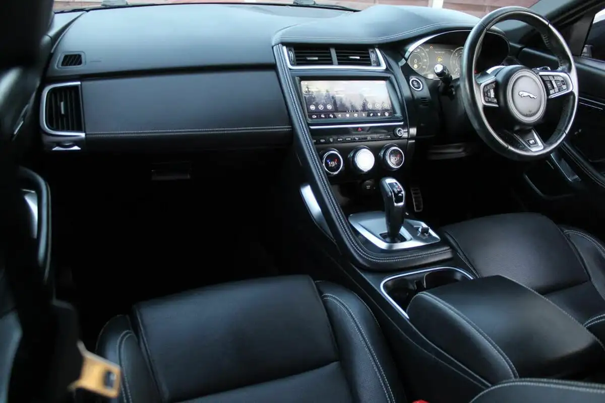 2018-jaguar-e-pace-20-i4d-r-dynamic-hse-180ps-big-15