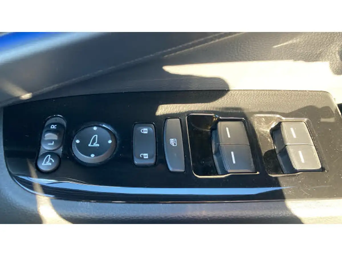 2024-honda-eny1-e-advance-big-27