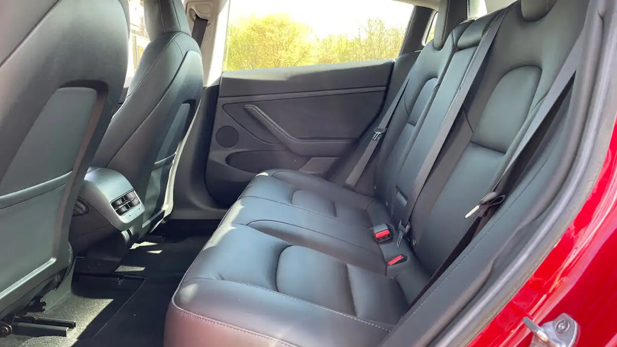 2021-tesla-model-3-e-standard-plus-big-13