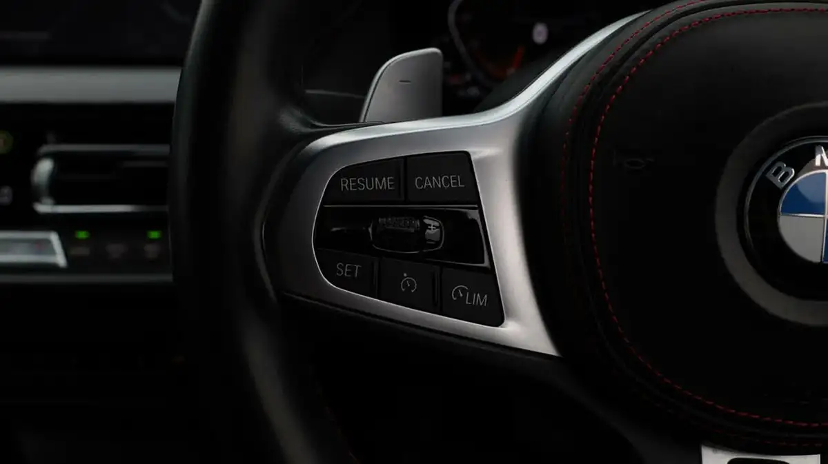 2022-bmw-1-series-20-128ti-lcp-big-24