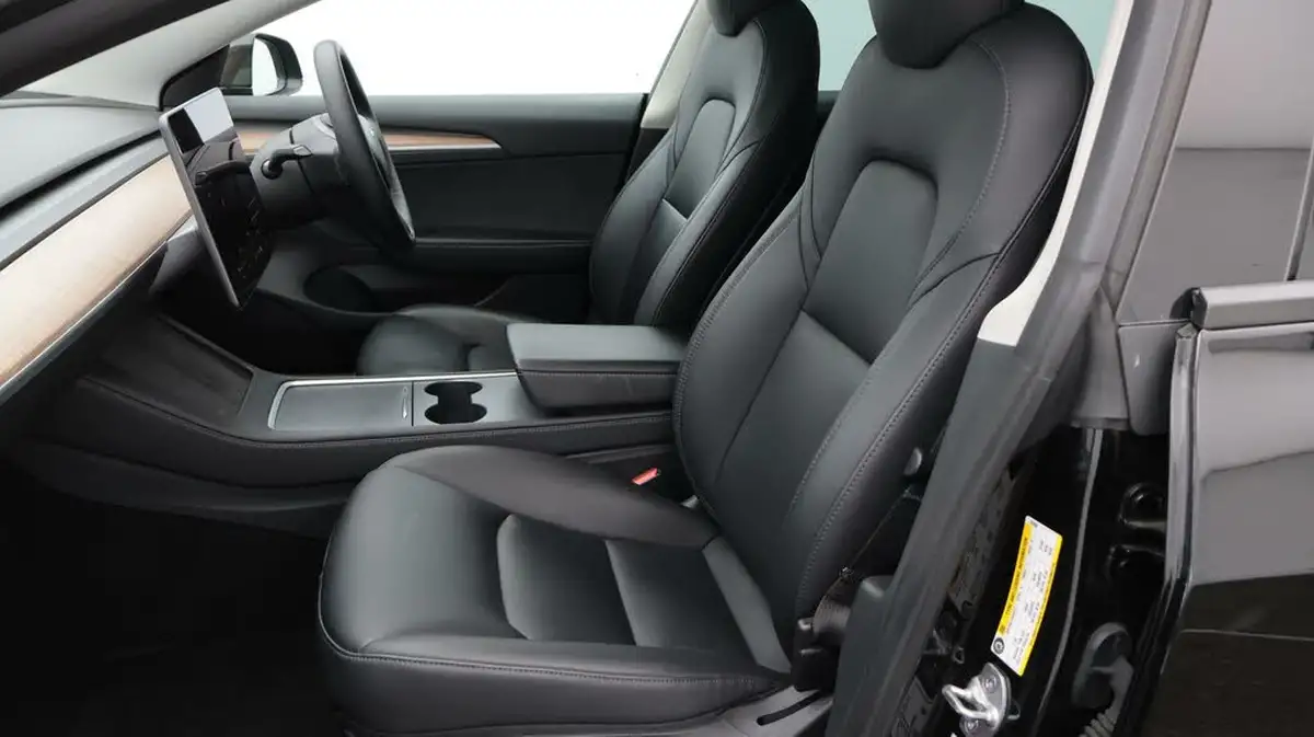 2021-tesla-model-3-e-long-range-awd-big-14