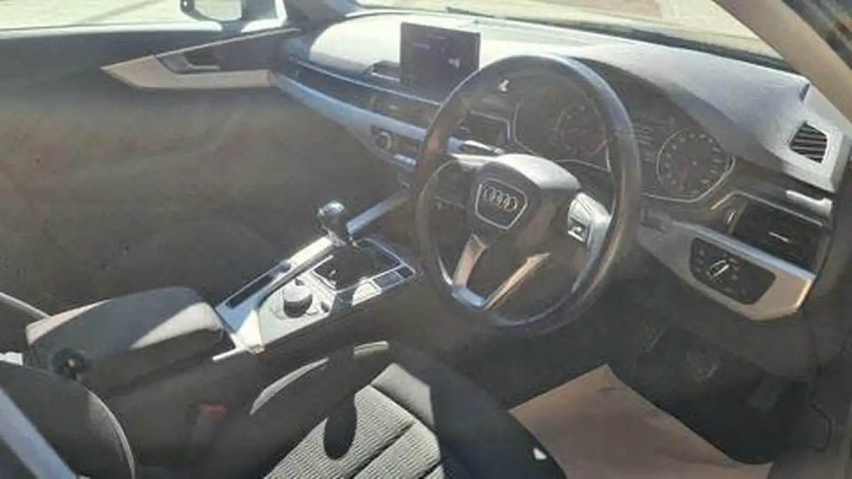 2016-audi-a4-20tdi-ultra-se-150ps-ss-s-tronic-big-26