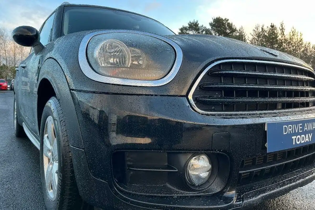 2018-mini-countryman-15-cooper-classic-ss-big-37