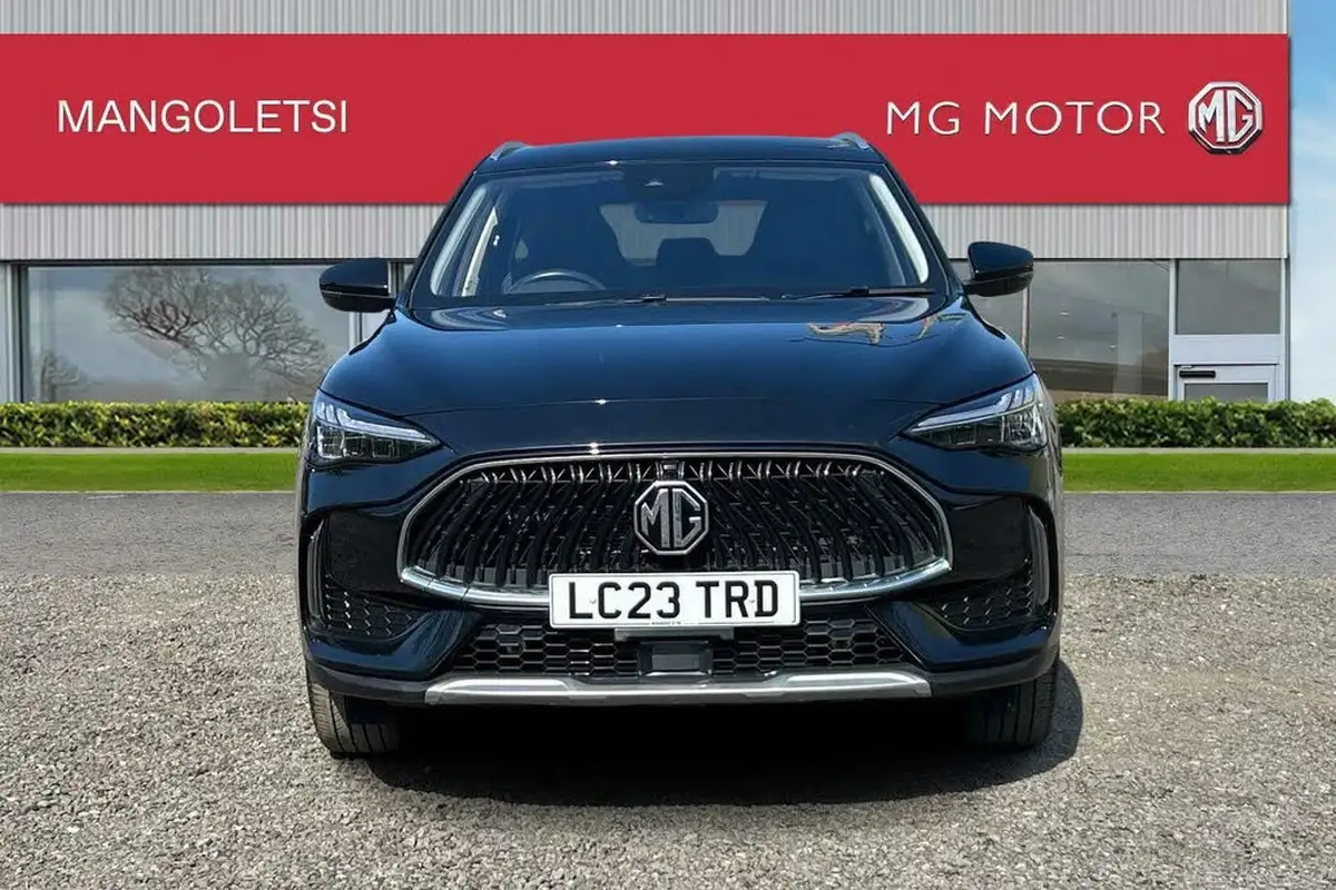 2023-mg-hs-15t-gdi-trophy-162ps-big-1