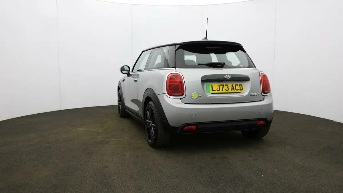 2023-mini-cooper-e-cooper-s-2-big-23