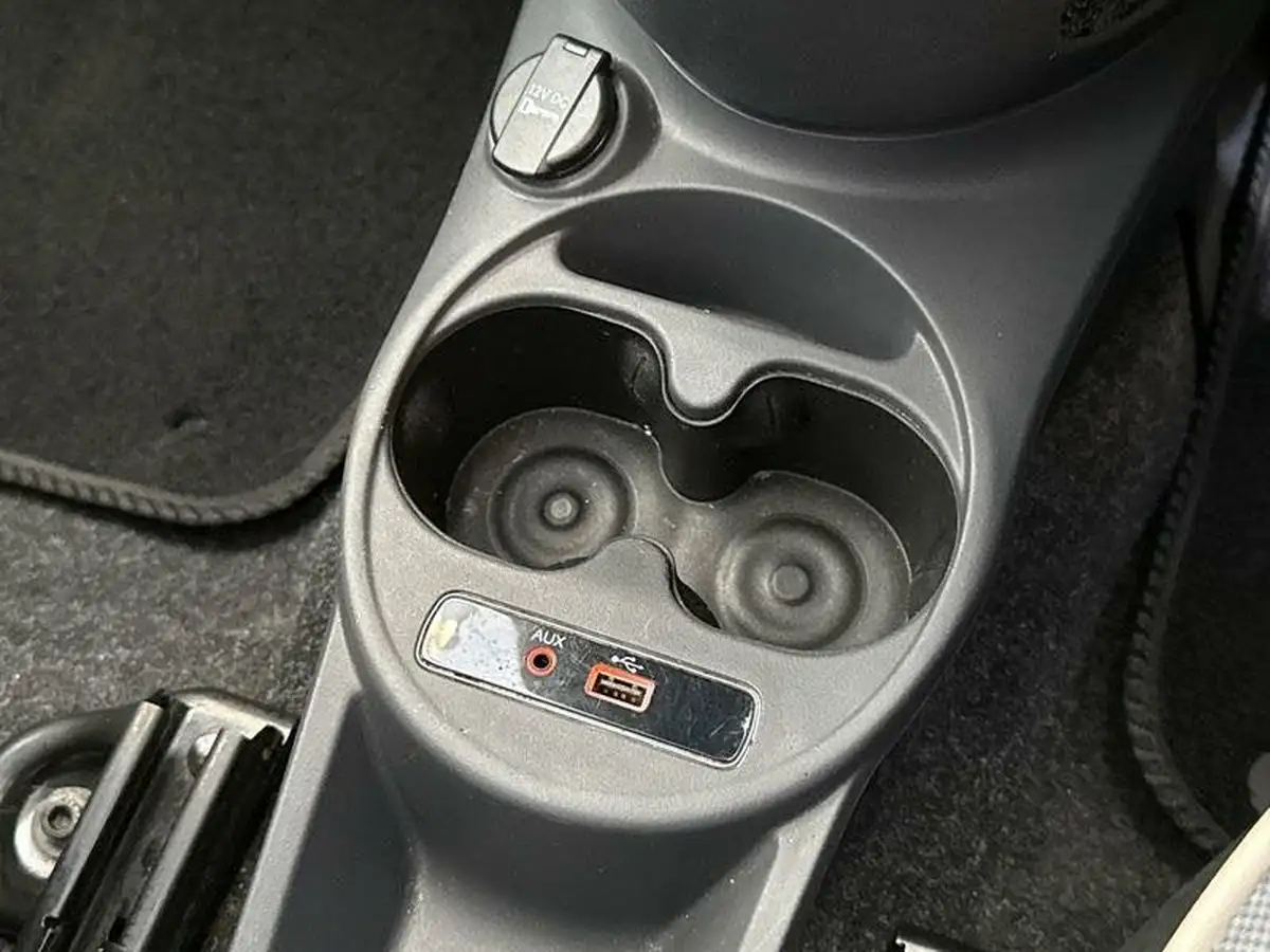 2016-fiat-500-12-lounge-big-20