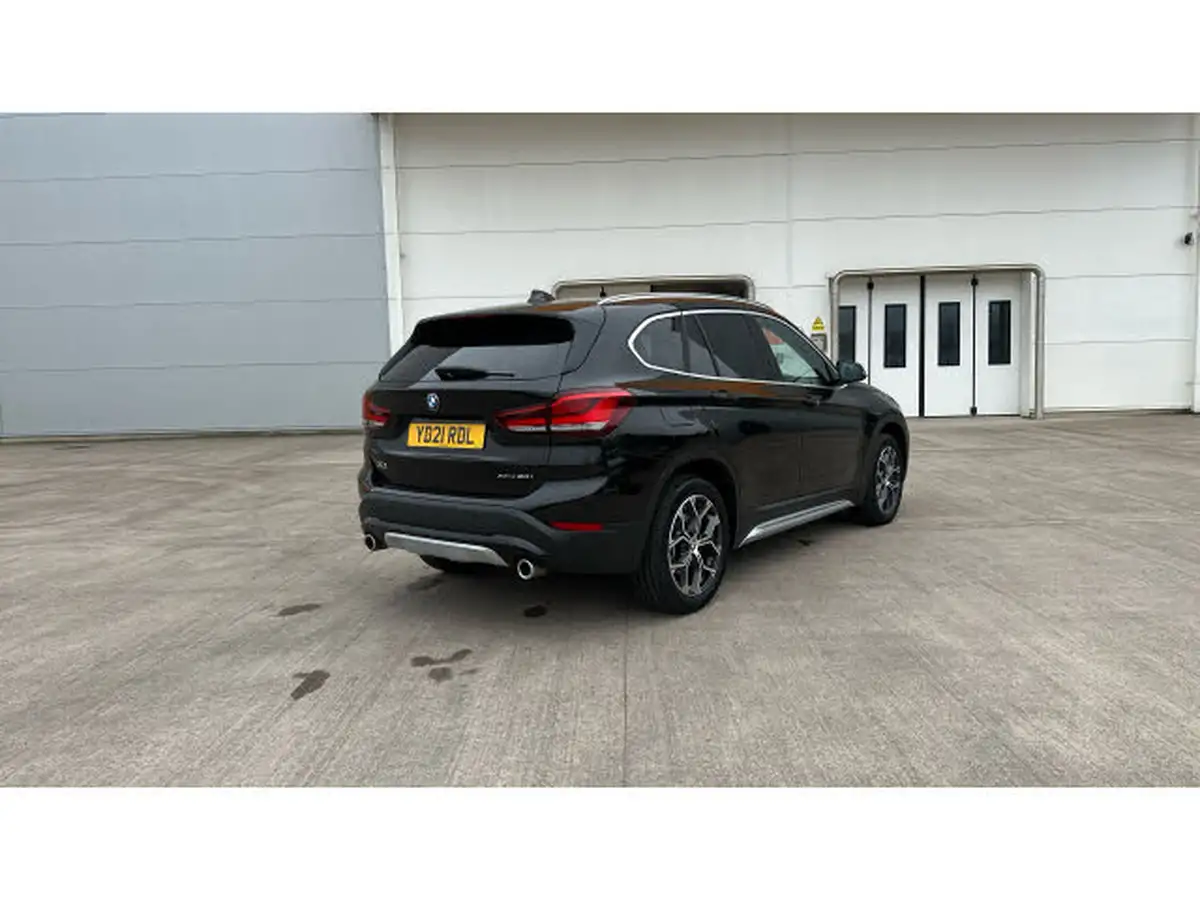 2021-bmw-x1-20-xdrive20i-xline-big-23